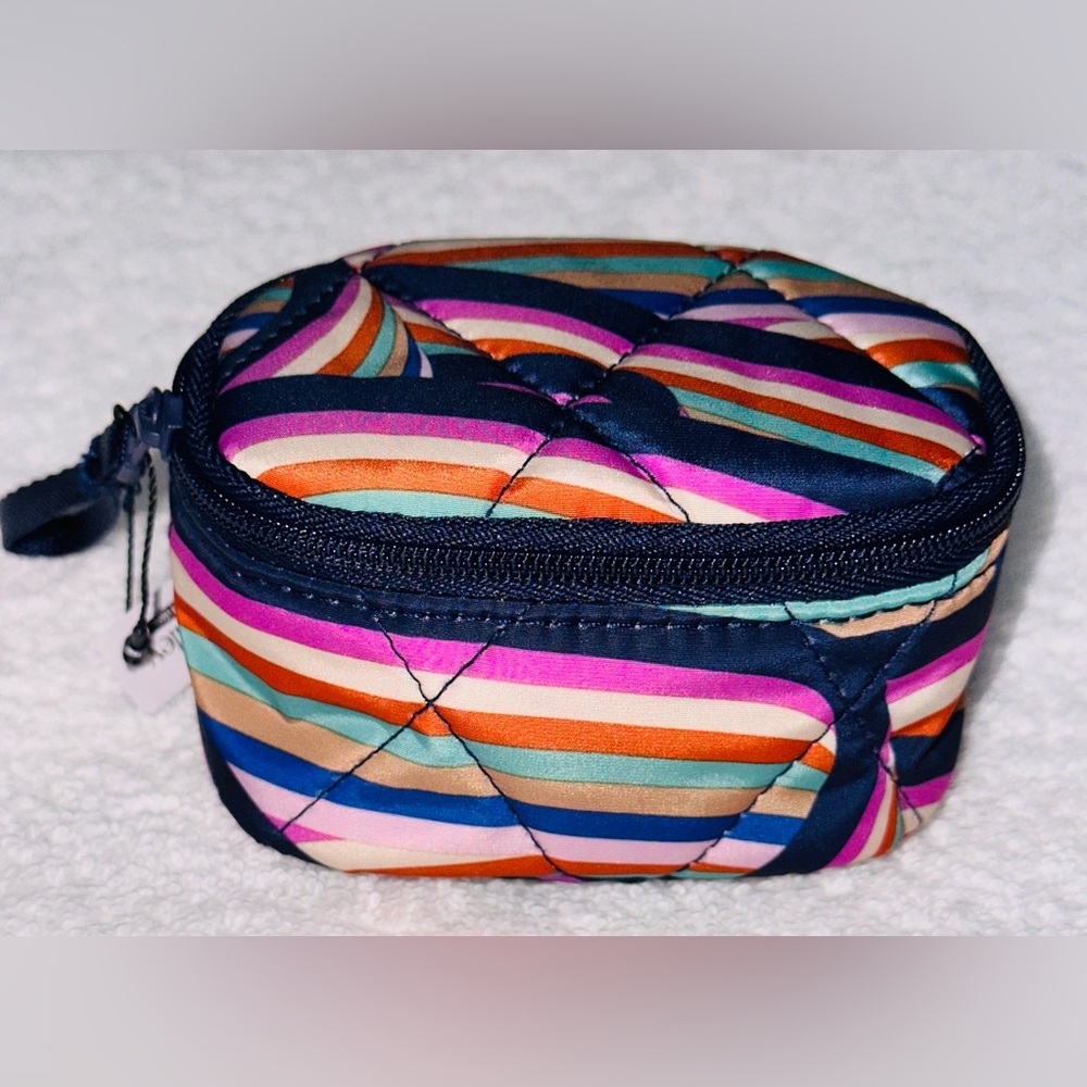 NWT Vera Bradley Ultralight Mini Zip Case.  Retired Pattern Retro Ribbon.